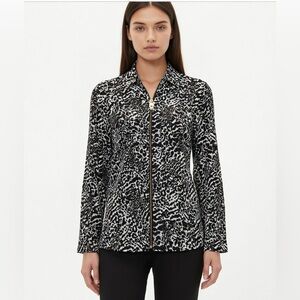 Michael Kors‎ Animal Print Zip Front blouse Lightweight White Black Size P